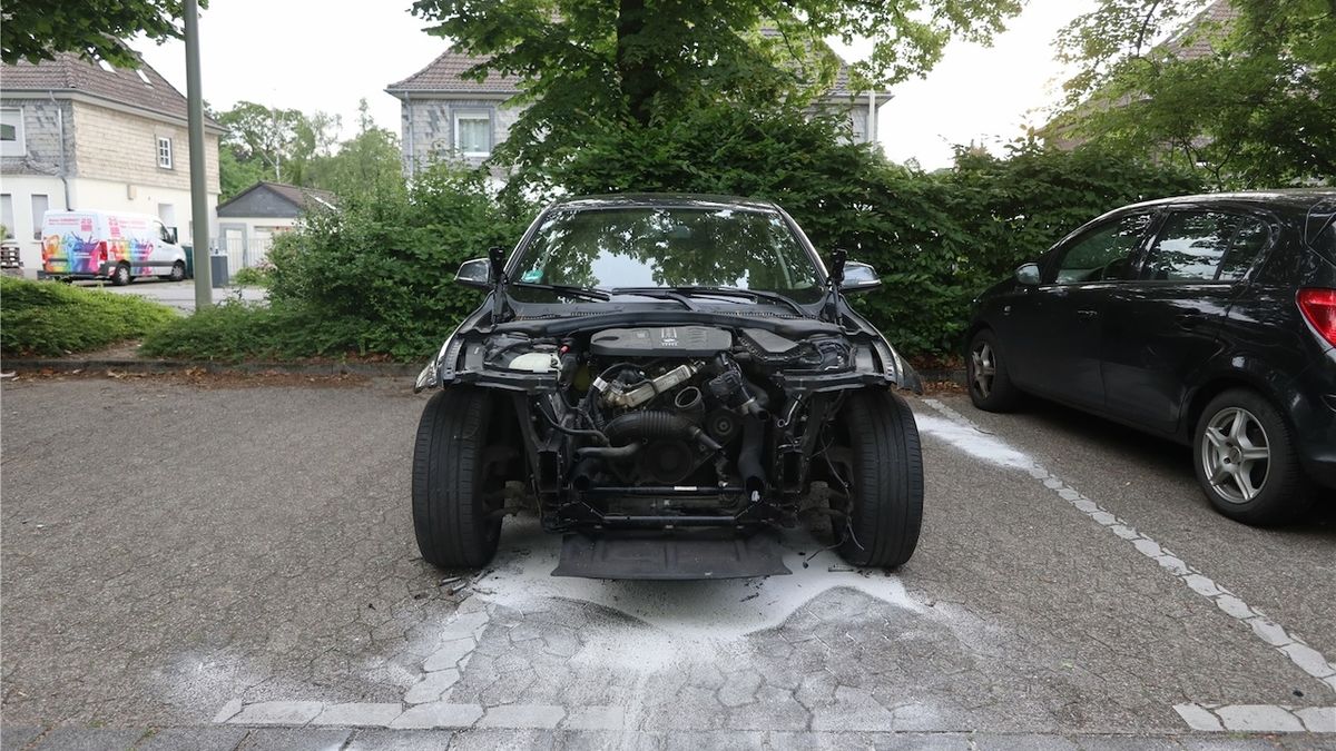 Lupiči v Německu očesali díly ze zaparkovaného BMW, škoda je téměř půl milionu korun